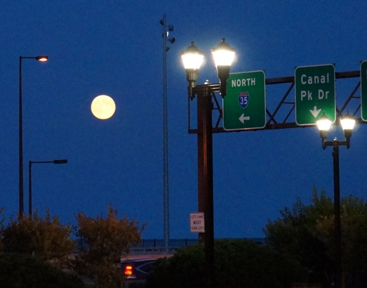 harvest full moon - Duluth