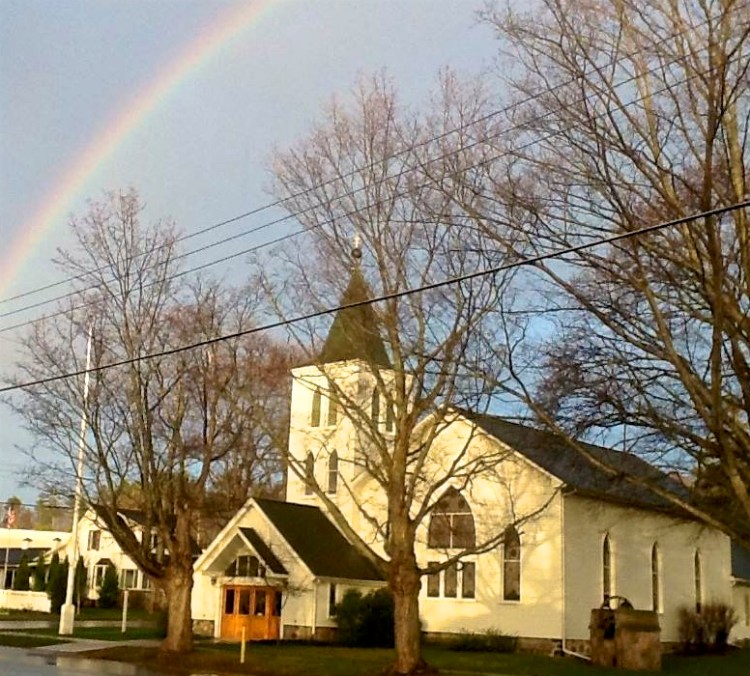 Helena's rainbow over Trinity.jpg